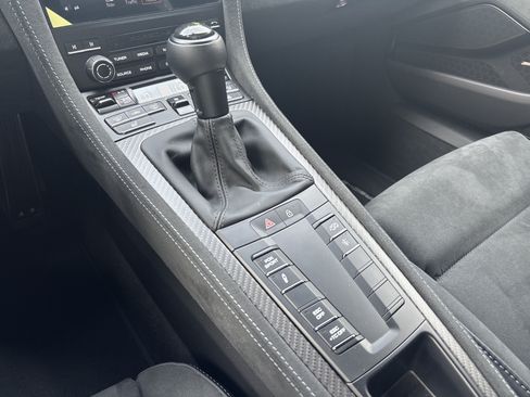 Certified 2024 Porsche 718 Cayman GT4 RS RWD image 20