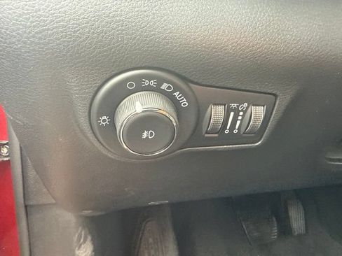 Used 2026 Jeep Compass Limited AWD/4WD image 10