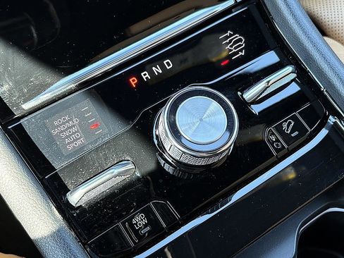 Used 2023 Jeep Grand Cherokee L Summit w/ High Altitude Package AWD/4WD image 26