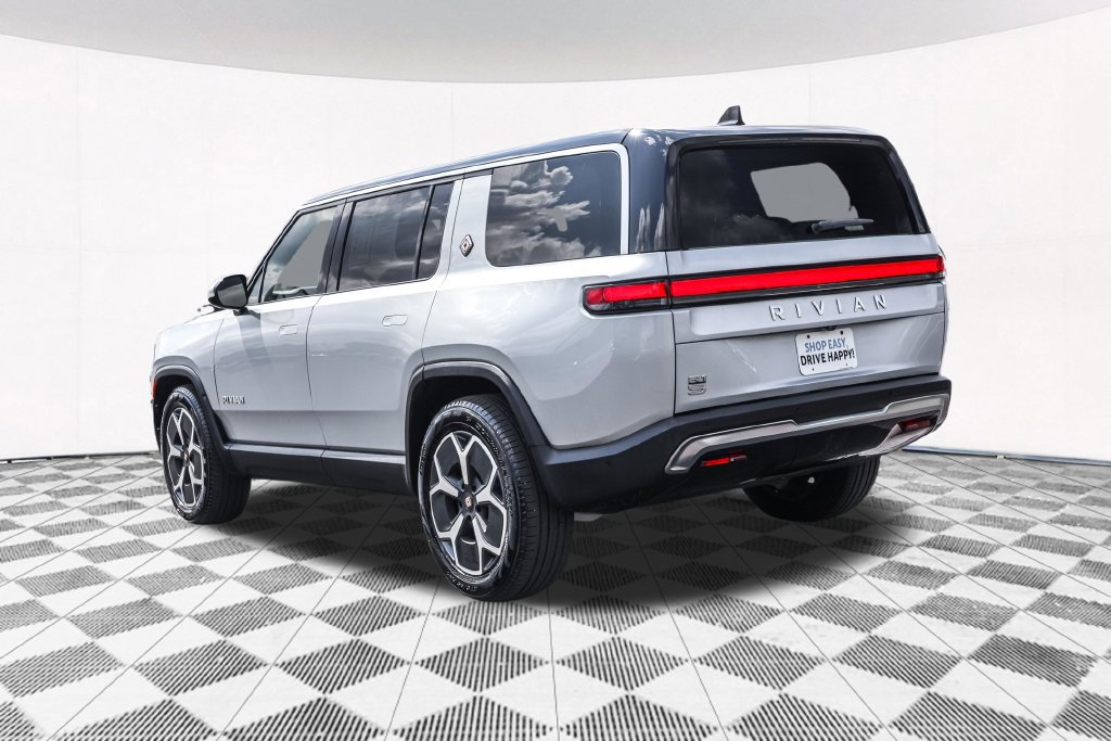 Used 2024 Rivian R1S Adventure Dual AWD/4WD image 16