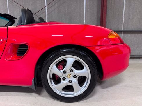 Used 2001 Porsche Boxster S RWD image 12
