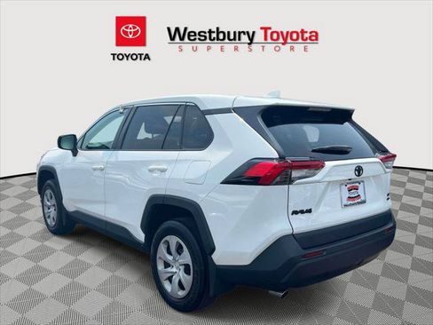 Certified 2023 Toyota RAV4 LE AWD/4WD image 9