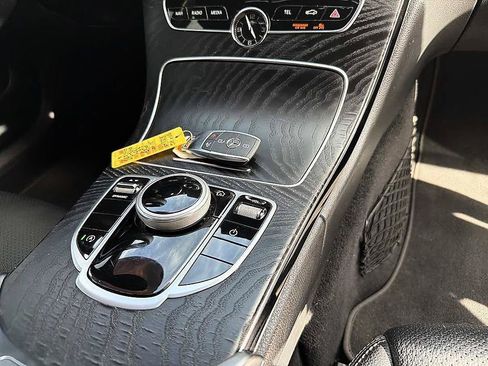 Used 2021 Mercedes-Benz C 300 Sedan image 24