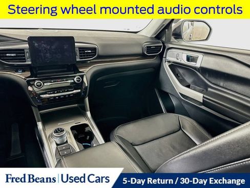 Certified 2021 Ford Explorer Limited w/ Equipment Group 301A AWD/4WD image 32