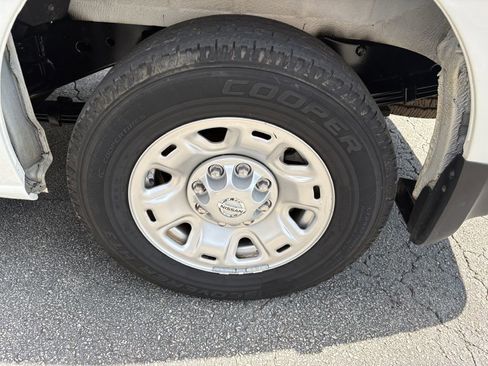 Used 2021 Nissan NV 2500 SV w/ Navigation Package image 14