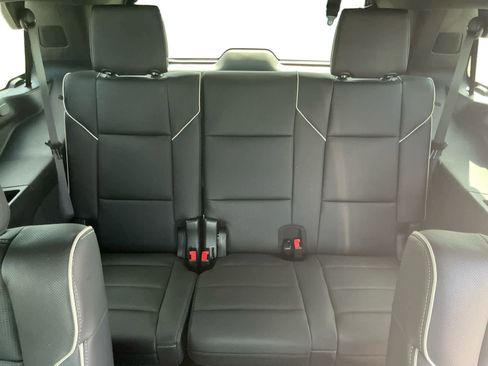 Used 2022 Cadillac Escalade Premium Luxury w/ LPO, Radiant Package AWD/4WD image 15