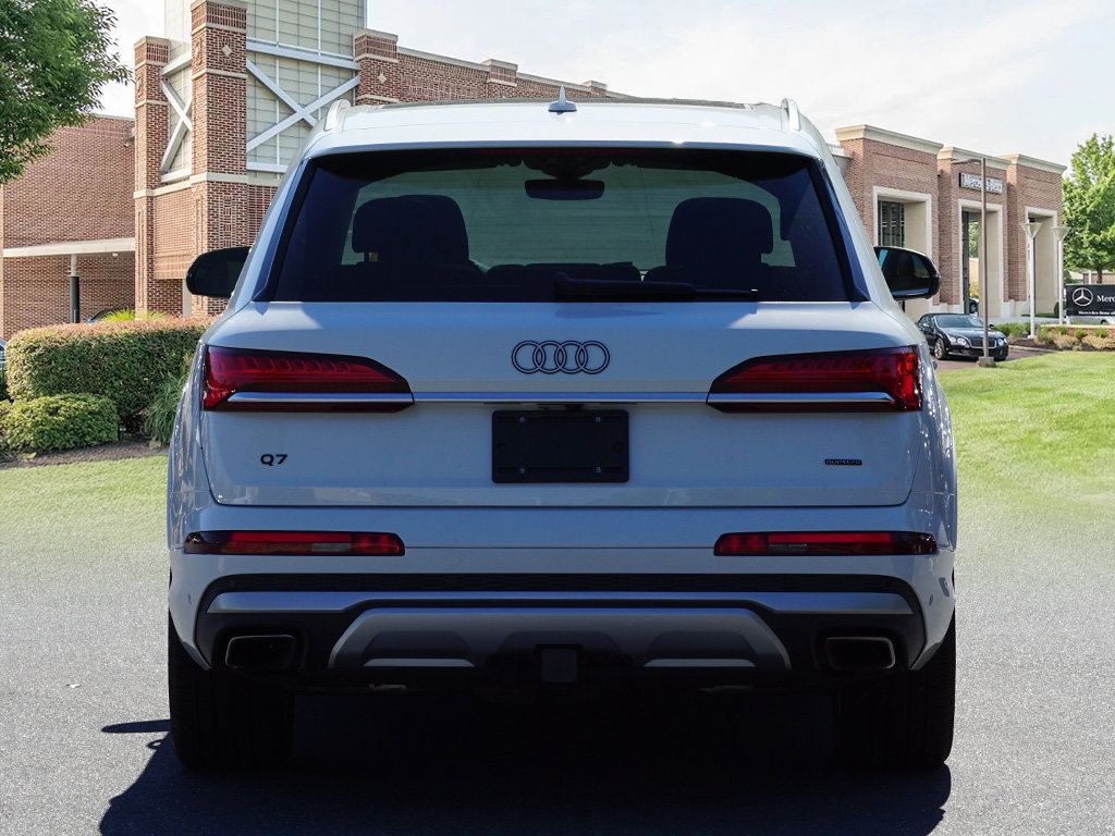 Used 2026 Audi Q7 3.0T Premium Plus AWD/4WD image 5