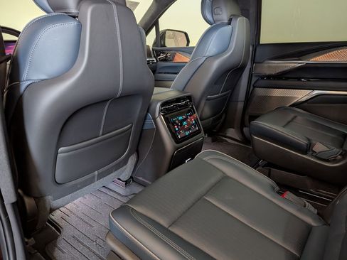 Used 2025 Cadillac Escalade IQ Luxury 2 w/ LPO, Premium Carpet Package image 60