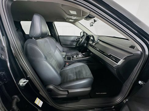 Used 2024 Mitsubishi Outlander SE image 34