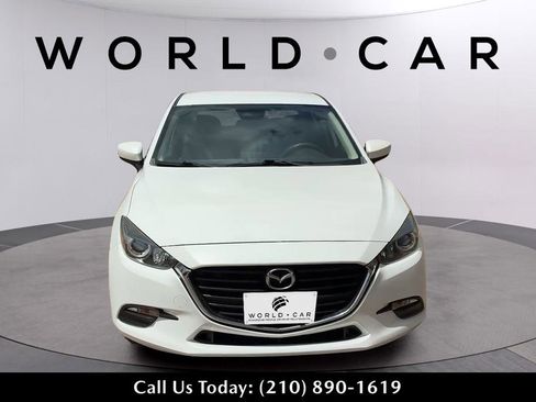 Used 2018 MAZDA MAZDA3 Sport image 2