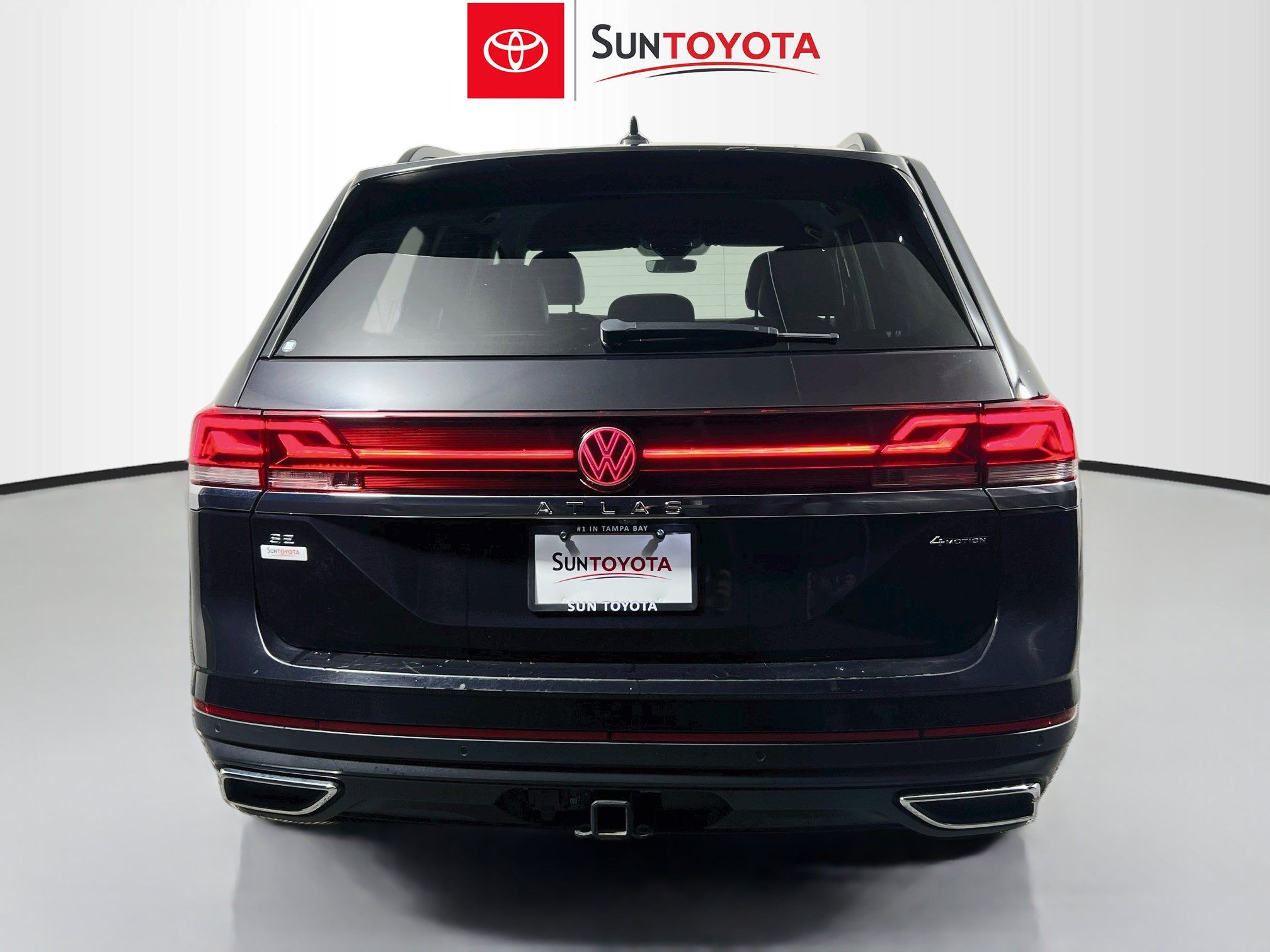 Used 2024 Volkswagen Atlas SE AWD/4WD image 5