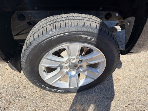 Used 2014 Chevrolet Silverado 1500 LT w/ Texas Edition, 1LT Trim image 20