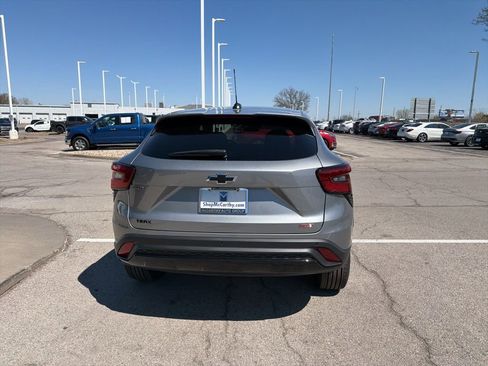 New 2026 Chevrolet Trax RS FWD image 4