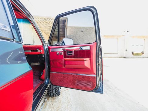 Used 1990 GMC Jimmy 4WD image 33