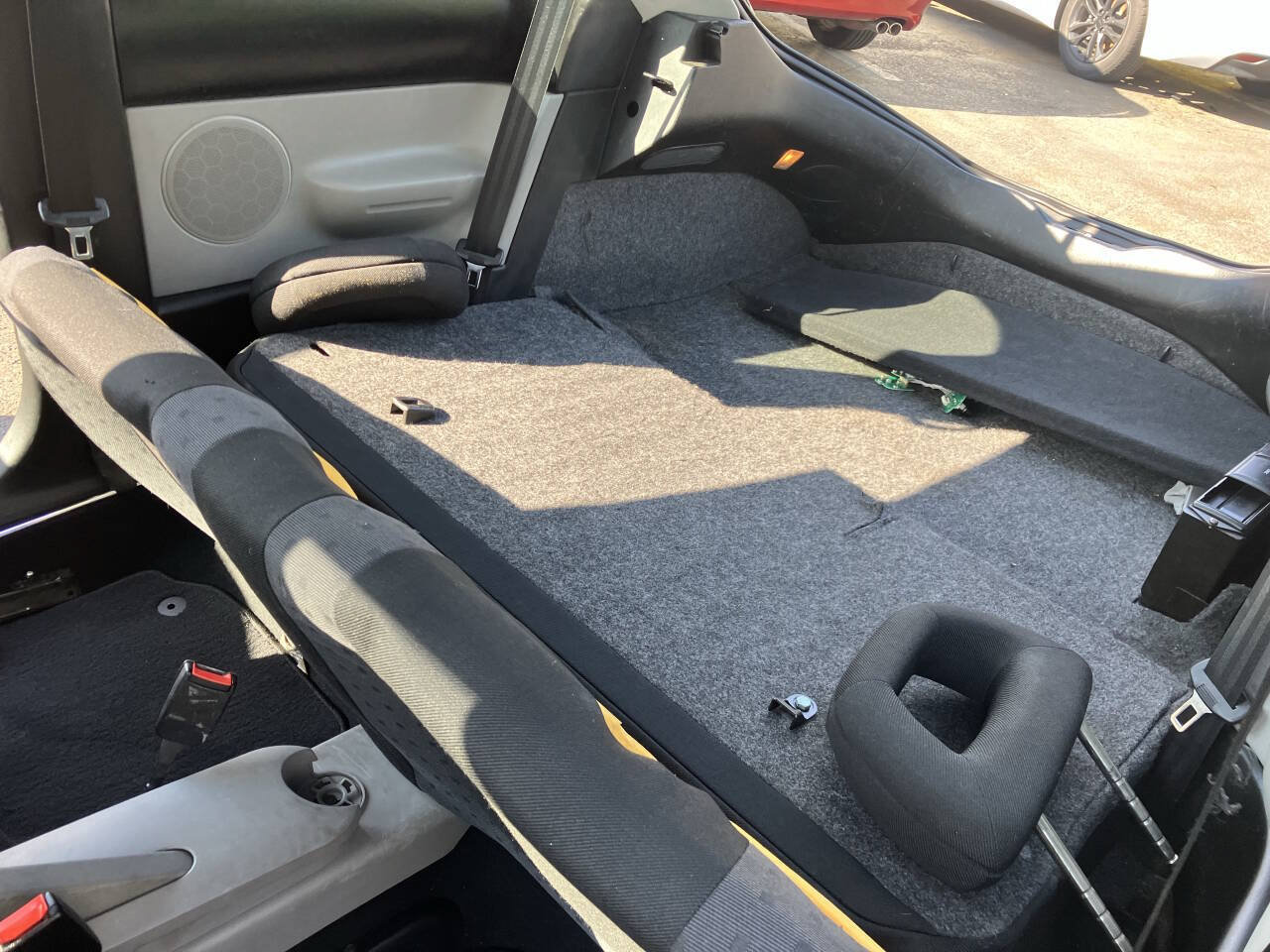 Used 1998 Volkswagen Beetle Coupe FWD image 35