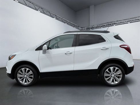 Used 2020 Buick Encore Preferred w/ Safety Package AWD/4WD image 2