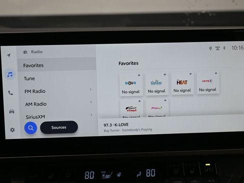 Used 2025 Toyota Camry XLE w/ Premium Package image 22