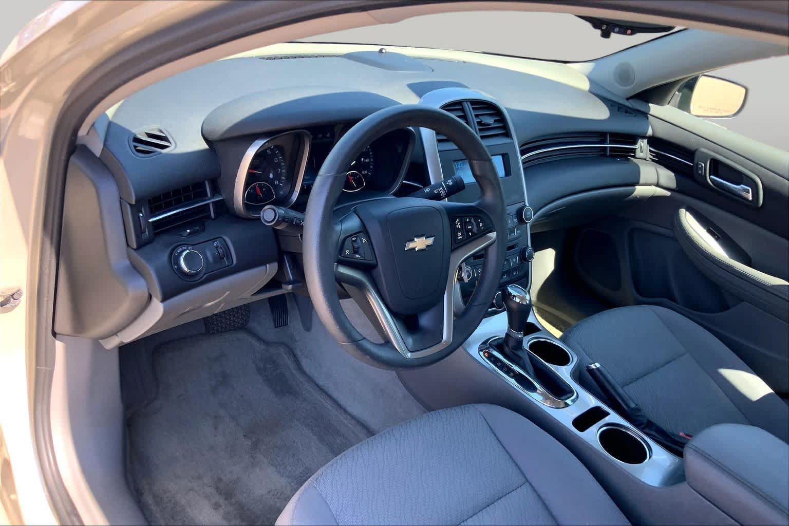 Used 2015 Chevrolet Malibu LS w/ Protection Package FWD image 17
