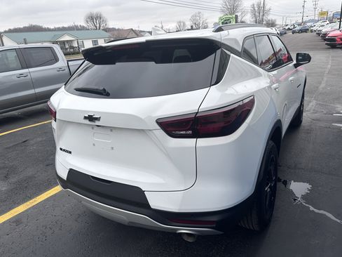 Used 2024 Chevrolet Blazer LT w/ Convenience Package image 4