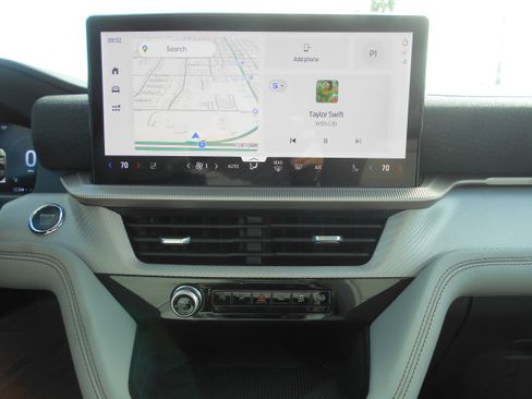 New 2026 Ford Explorer Active w/ Active Comfort Package image 41