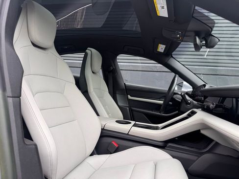 Certified 2023 Porsche Taycan 4S AWD/4WD image 19