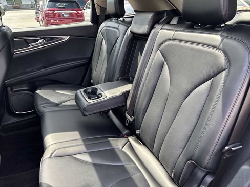 Used 2021 Lincoln Nautilus Reserve w/ Equipment Group 201A image 39