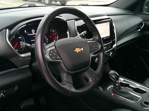 Used 2022 Chevrolet Traverse High Country AWD/4WD image 11