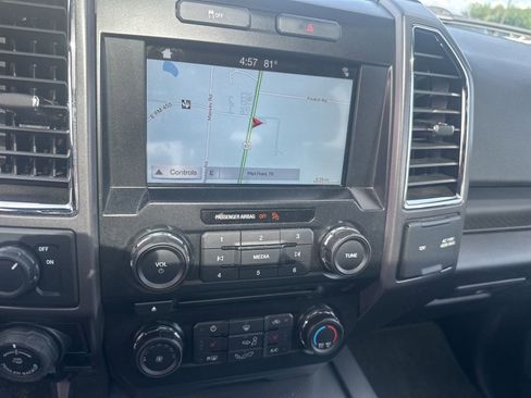 Used 2016 Ford F150 XLT w/ Equipment Group 302A Luxury RWD image 11