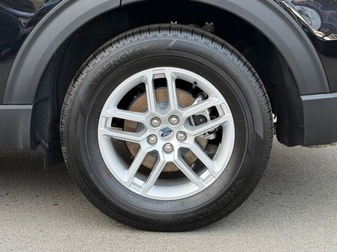 New 2026 Ford Explorer Active image 10