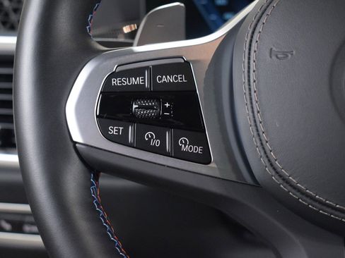 Used 2026 BMW X7 M60i AWD/4WD image 29