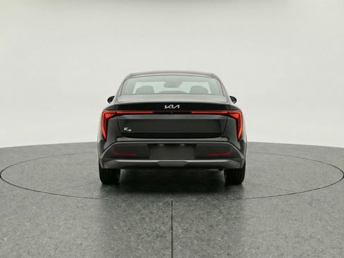 Used 2025 Kia K4 FWD image 6