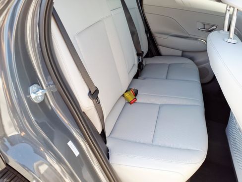 New 2026 Hyundai Kona SEL Premium FWD image 9