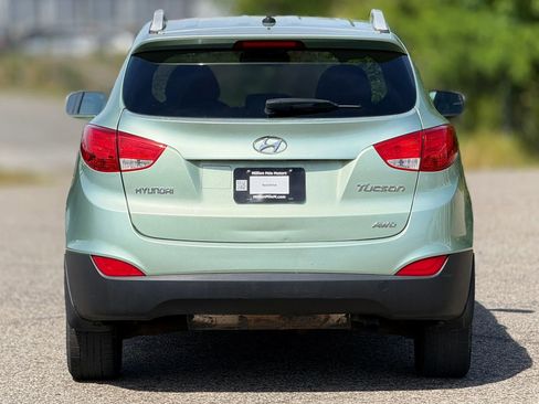 Used 2012 Hyundai Tucson GLS image 4