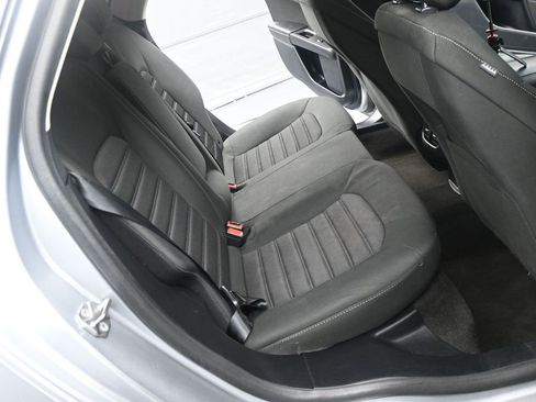 Used 2020 Ford Fusion SE image 7