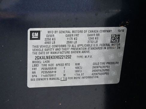 Used 2017 GMC Terrain SLE w/ Convenience Package image 17