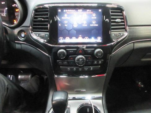 Used 2021 Jeep Grand Cherokee Limited w/ Premium Lighting Group image 38