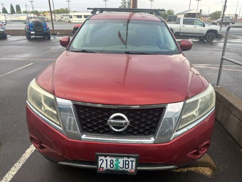Used 2015 Nissan Pathfinder S AWD/4WD image 4