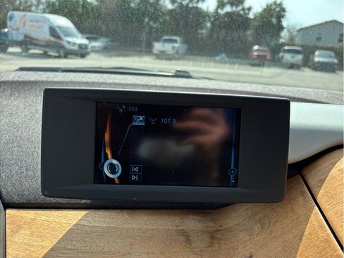 Used 2015 BMW i3 Range Extender Hatchback 4D image 25