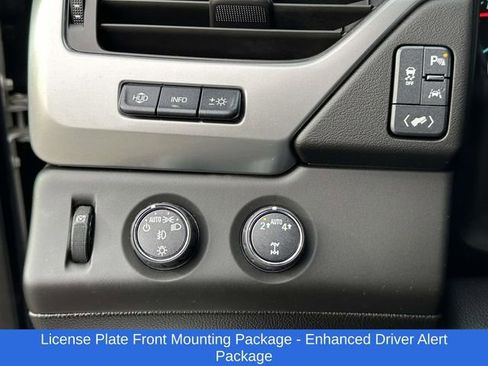 Used 2017 Chevrolet Suburban Premier image 11