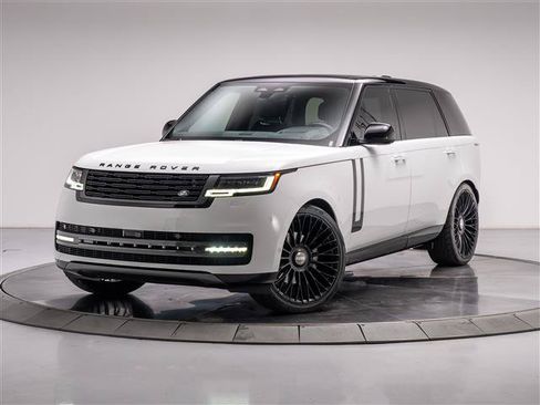 Used 2025 Land Rover Range Rover Long Wheelbase SE AWD/4WD image 1