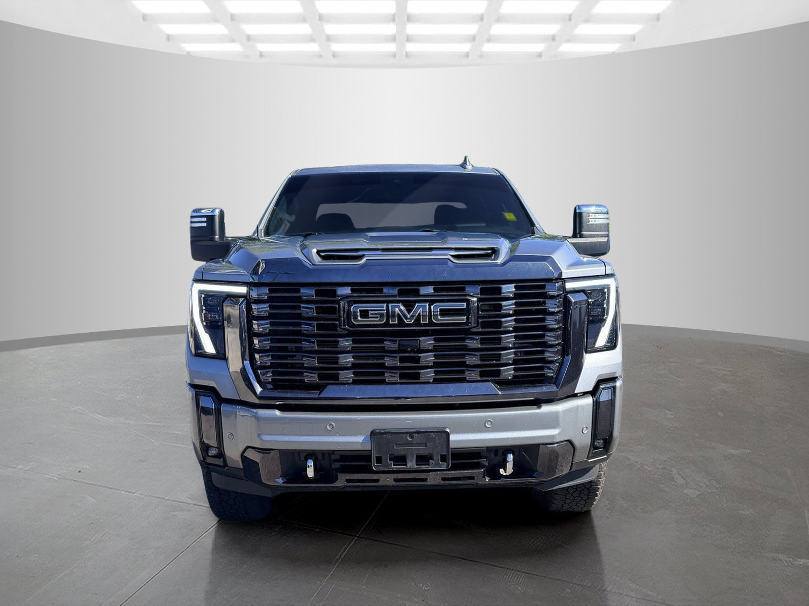 Used 2024 GMC Sierra 2500 Denali Ultimate AWD/4WD image 2