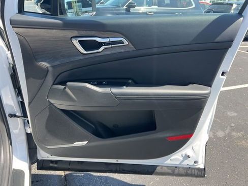 Certified 2023 Kia Sportage X-Line image 36