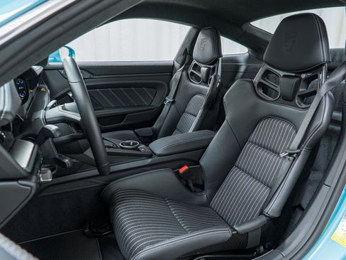 Used 2024 Porsche 911 S/T image 19