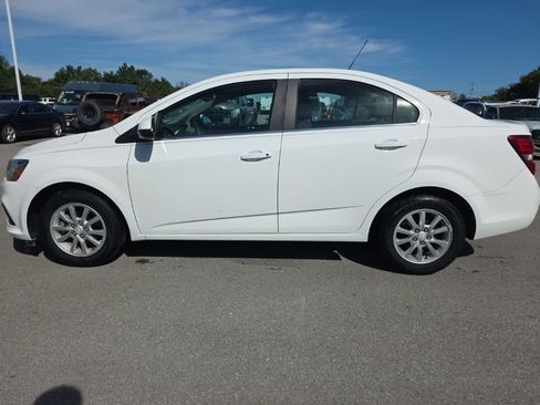 Used 2020 Chevrolet Sonic LT FWD image 8