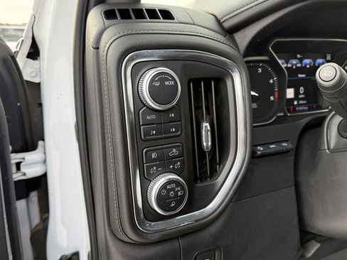 Used 2020 GMC Sierra 2500 Denali w/ Denali Ultimate Package image 18