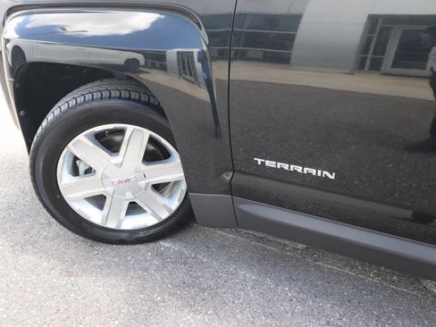 Used 2012 GMC Terrain SLE w/ Convenience Package FWD image 3