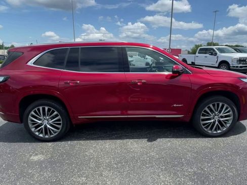Certified 2025 Buick Enclave Avenir w/ Super Cruise Package image 2