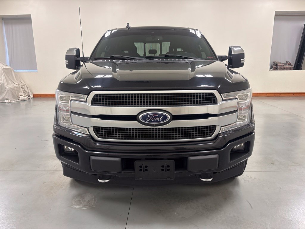 Used 2018 Ford F150 Platinum w/ Equipment Group 701A Luxury AWD/4WD image 3