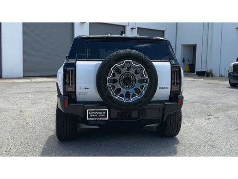 Used 2025 GMC Hummer EV 3X AWD/4WD image 7