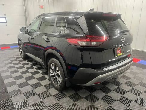 Used 2023 Nissan Rogue SV AWD/4WD image 6